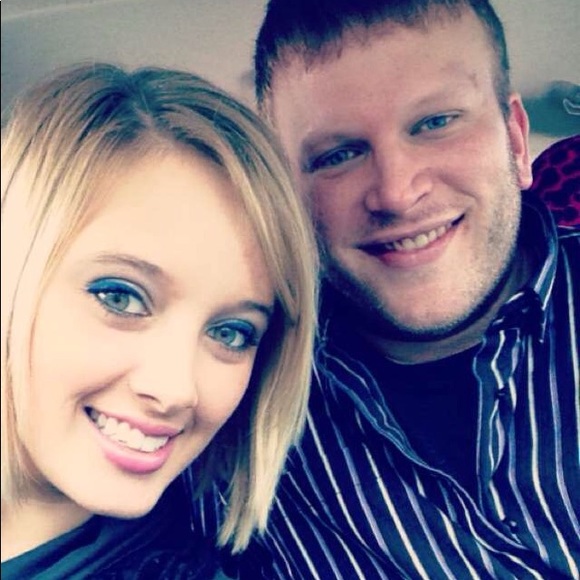 Meet your Posher, Ashley - Picture 3 of 3